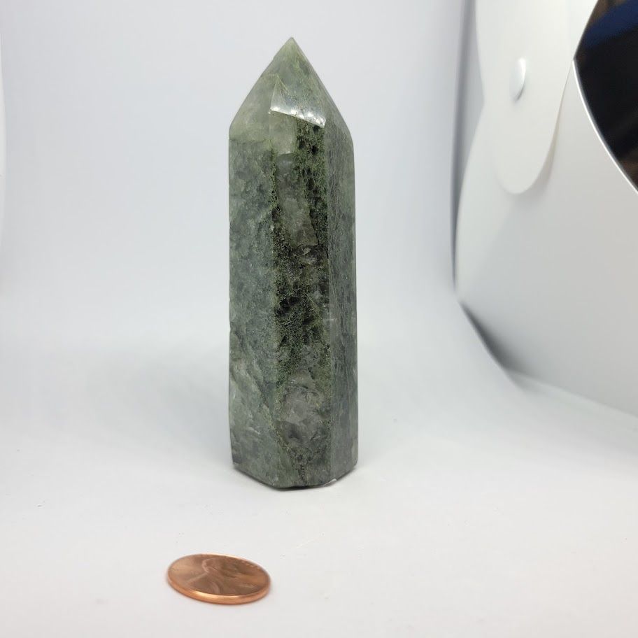 Green Quartz Obelisk - Medium