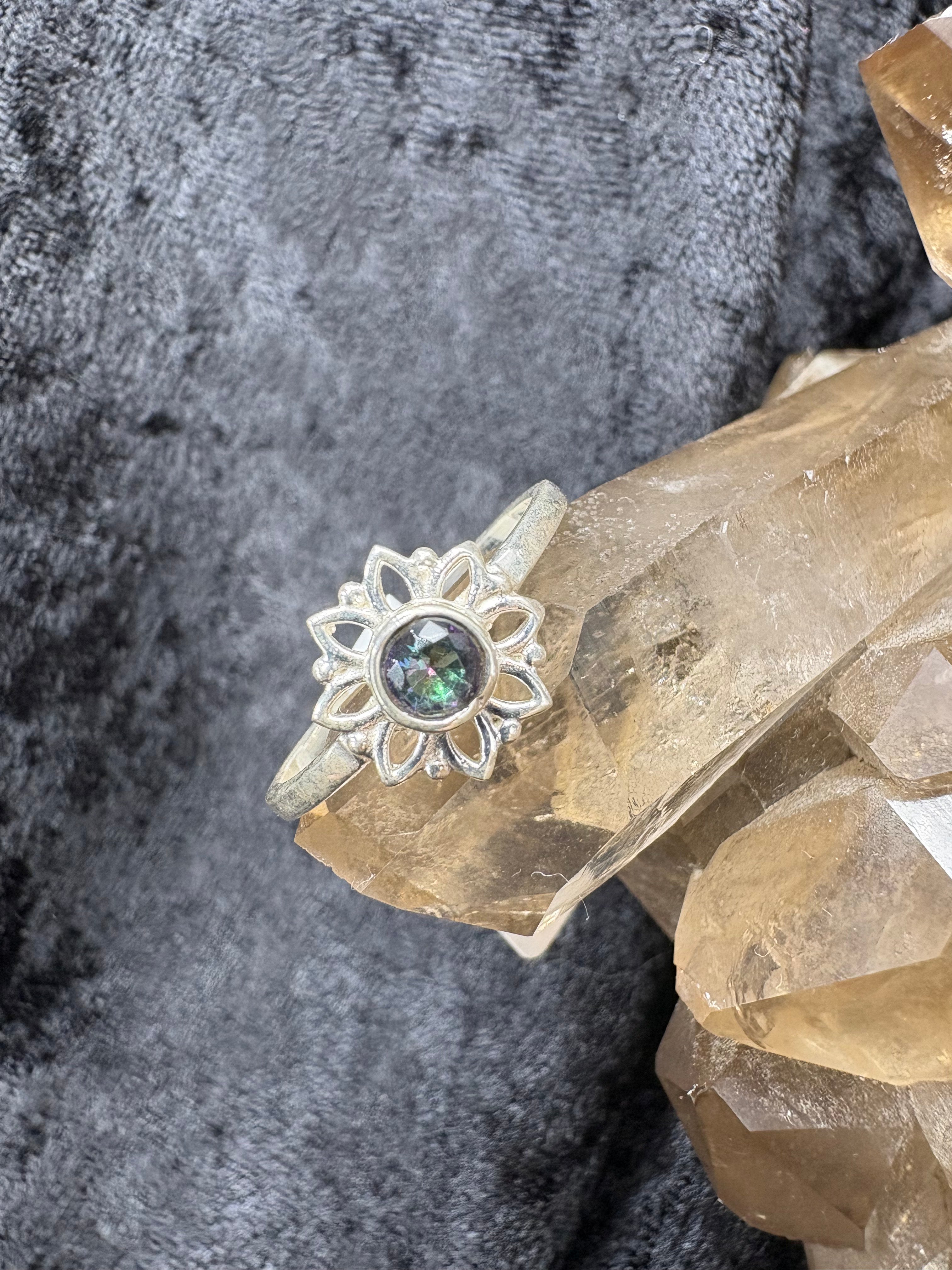 Sterling Silver Mystic Aura Flower Ring - Size 10