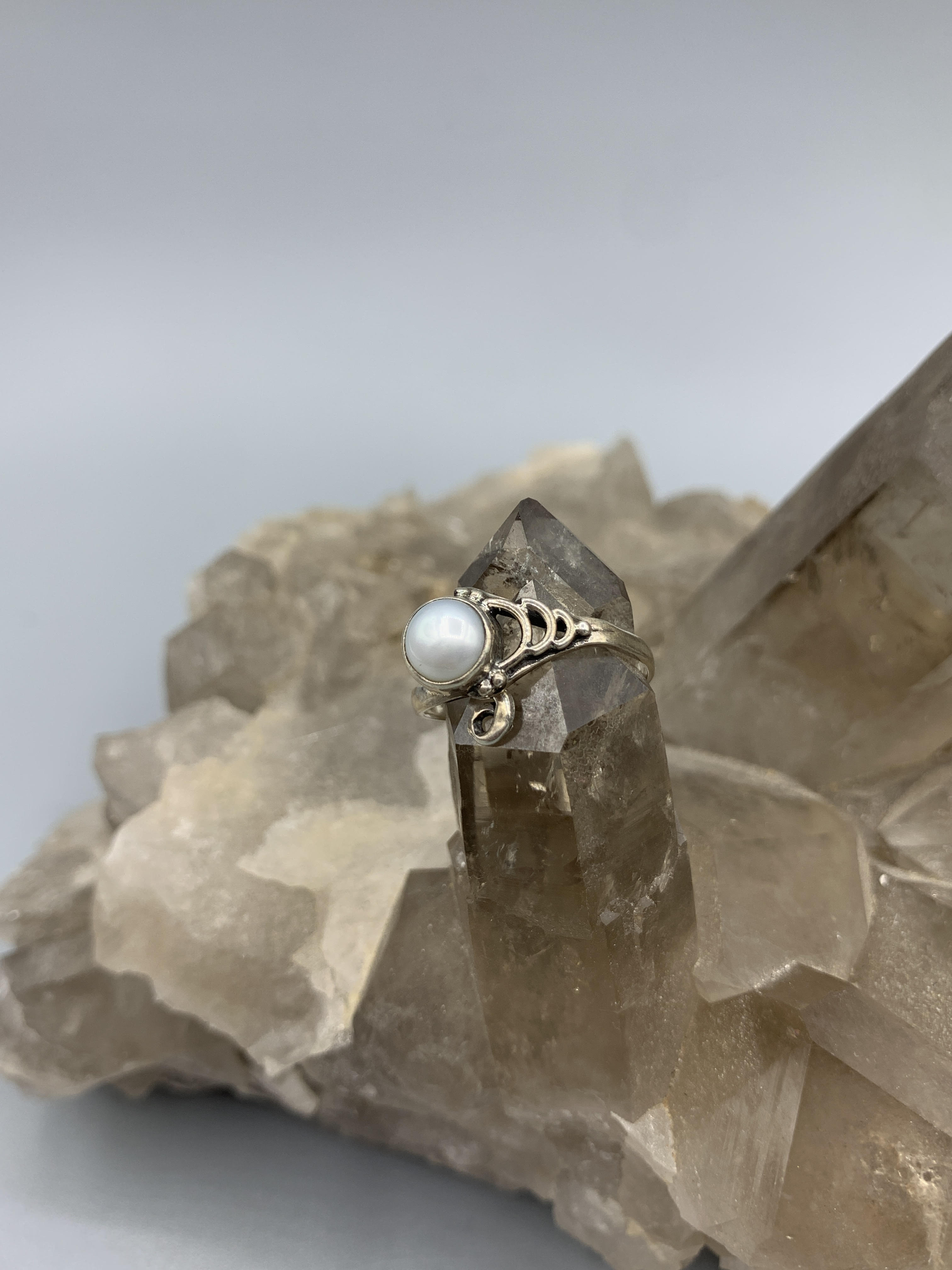 Sterling Silver Pearl Ring - Size 6