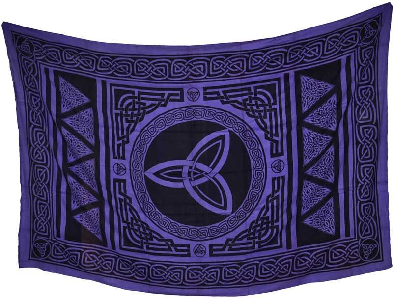Triquetra Purple - Tapestry (72x108)