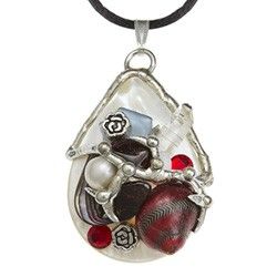 Rose Amulet