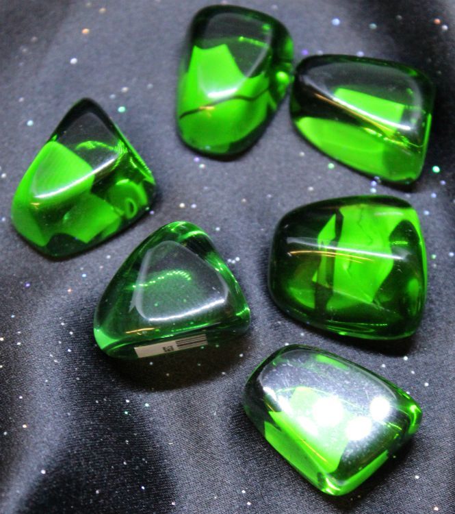 Obsidian Green