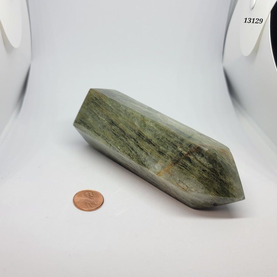 Green Quartz Obelisk - X-Large