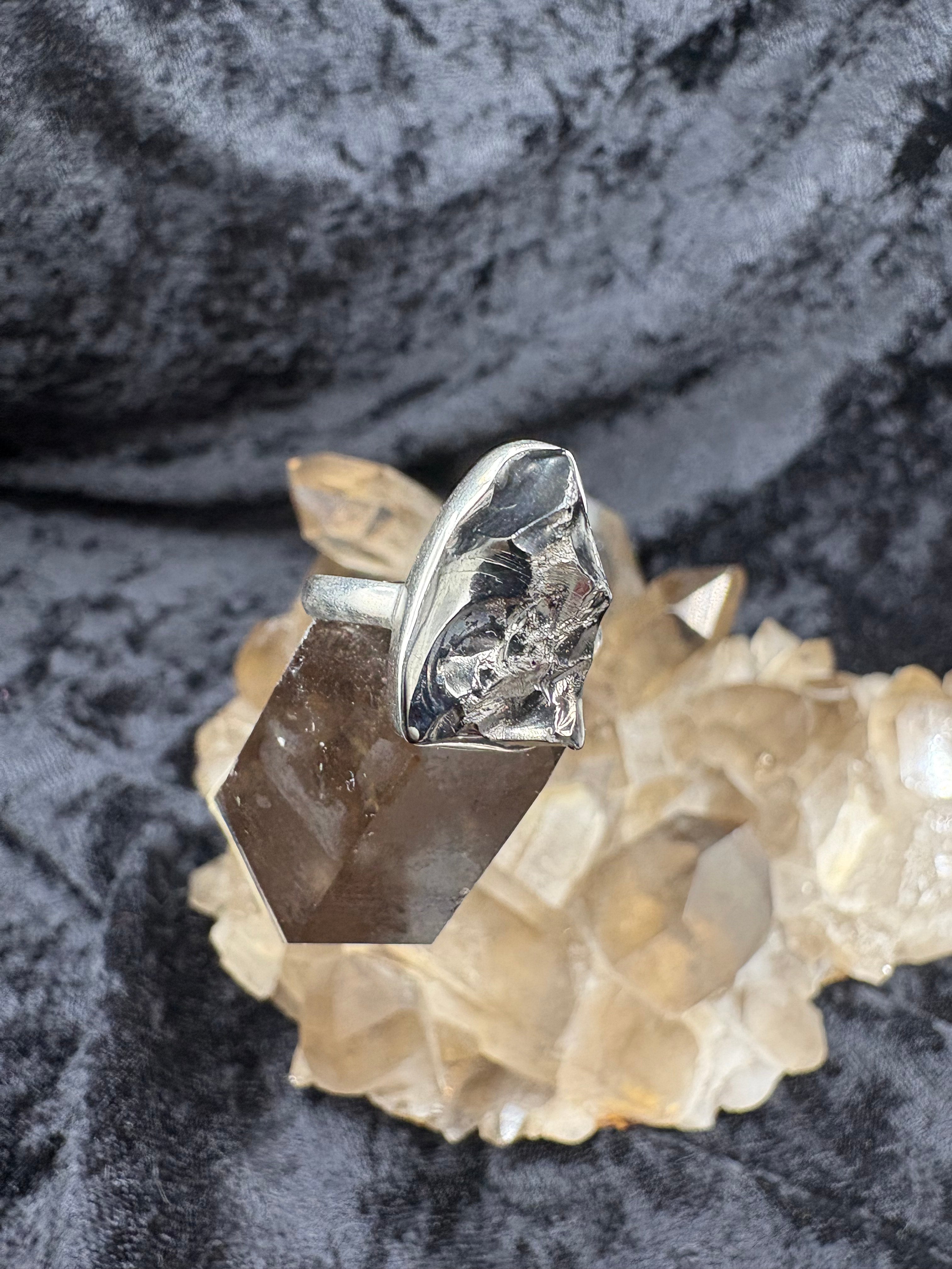 Sterling Silver Shungite Ring - Size 7