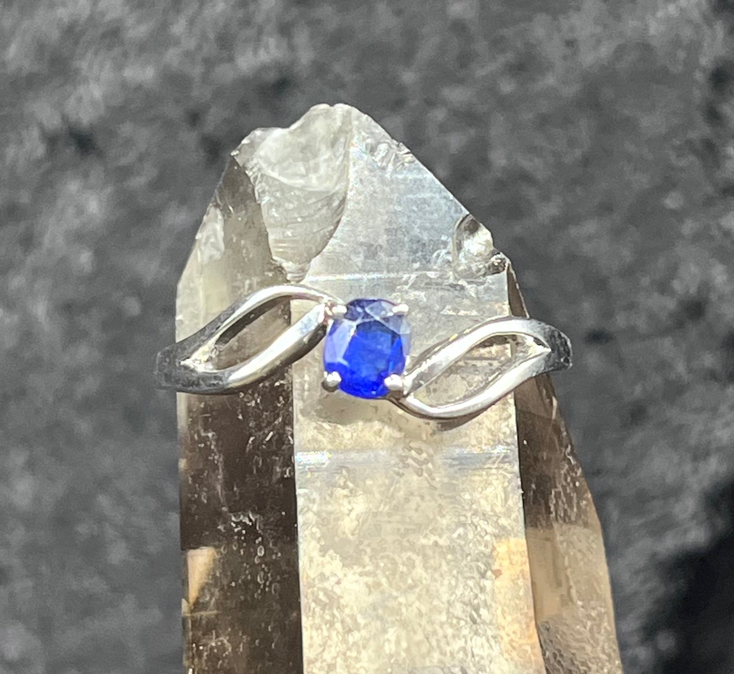 Sterling Silver Blue Kyanite Faceted Ring - Size 9