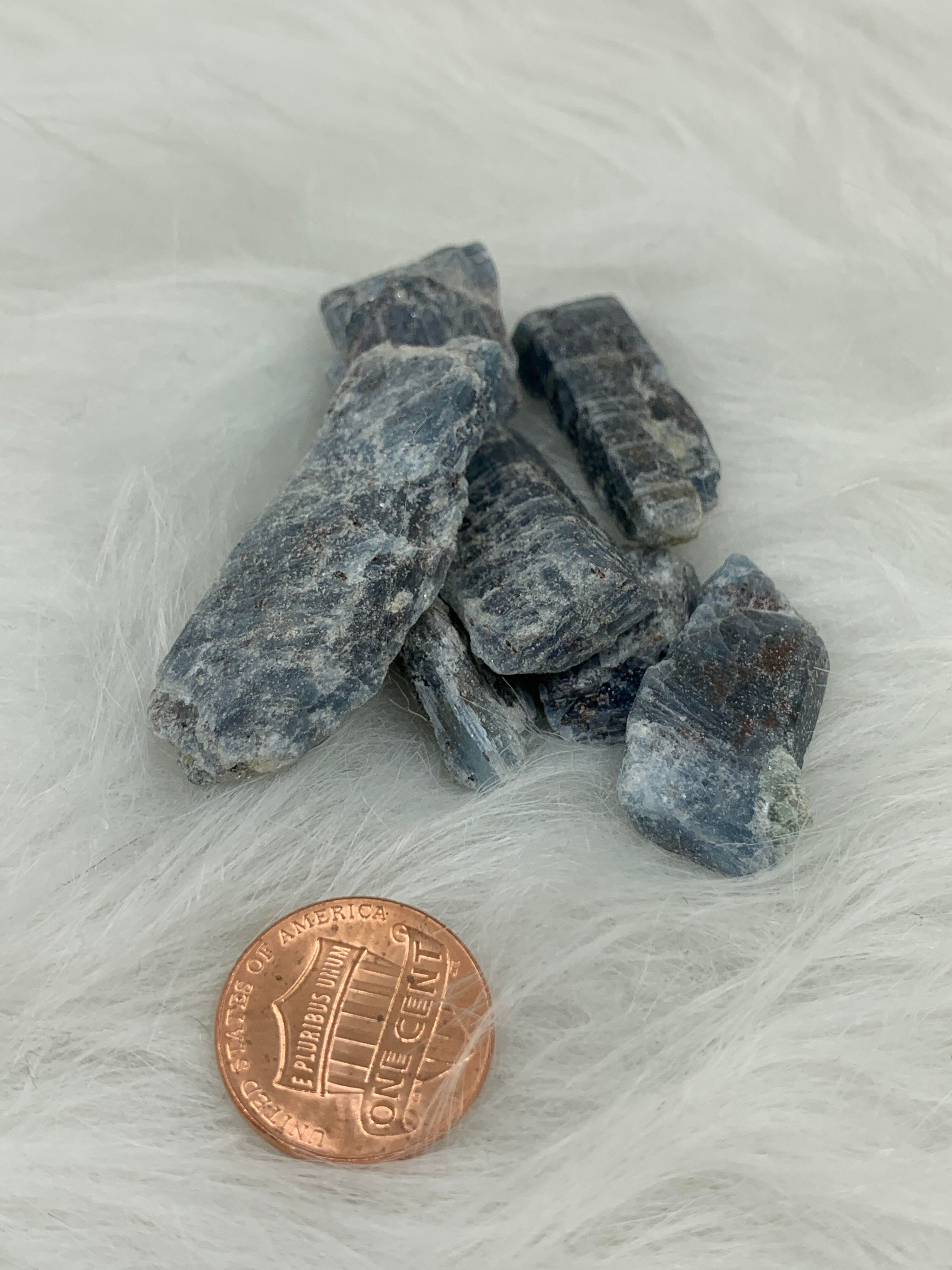 Kyanite Blue Blades Medium